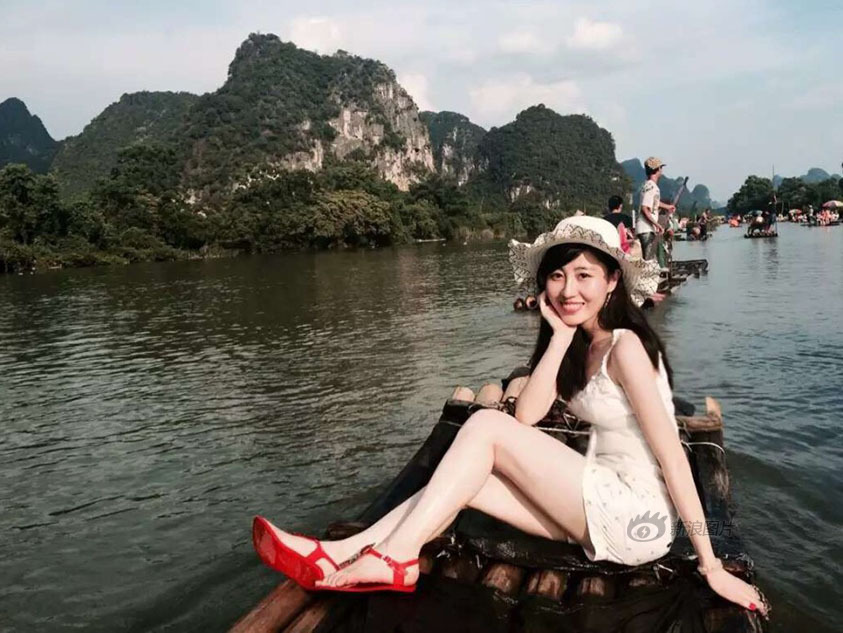 爱拍:教师节引众多美女老师晒私照