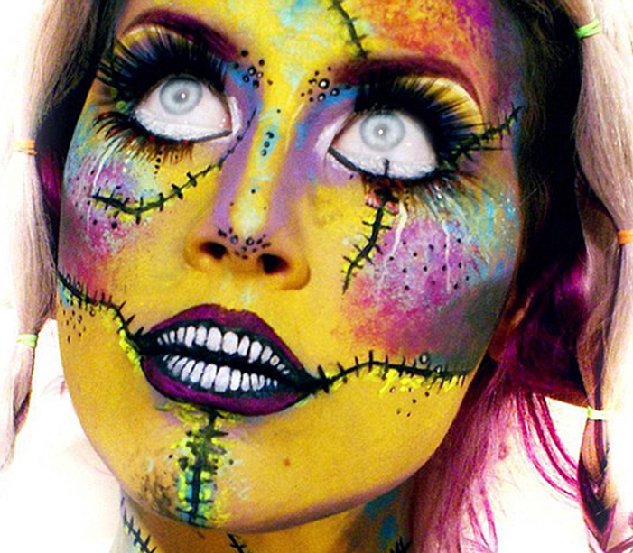 瑞典女健身教练恐怖另类妆容走红网络_高清图集_新浪网