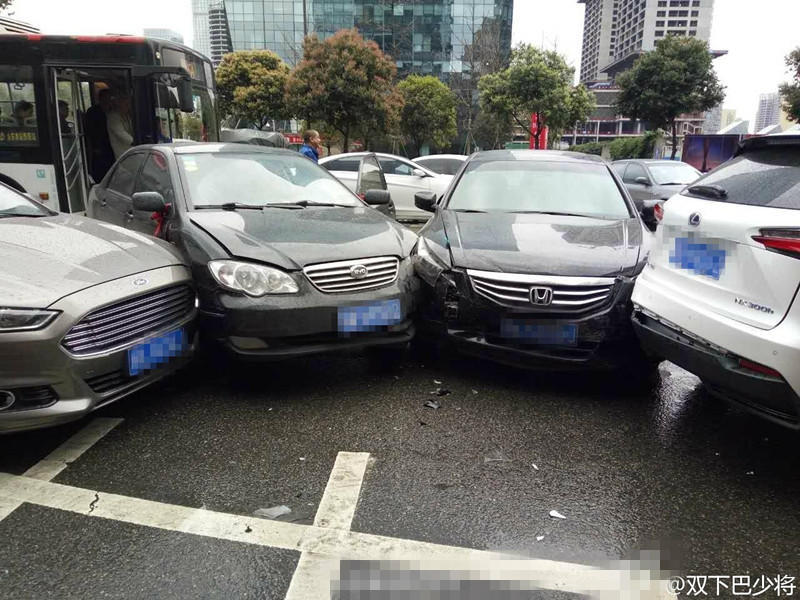 美国女足门将-乐鱼app(leyu)官方网站-乐鱼官网