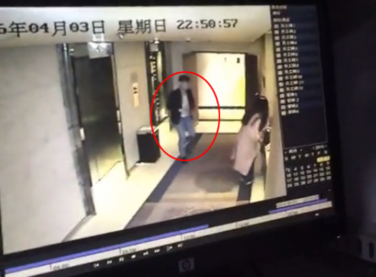 女子入住酒店遭陌生男子劫持強行拖拽 全程監(jiān)控視頻組圖