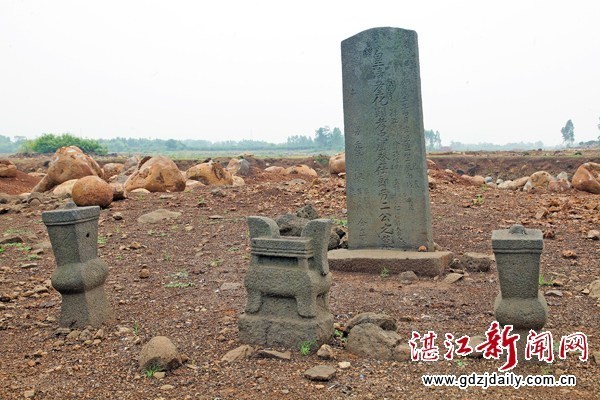 水库水位下降现清朝古墓群