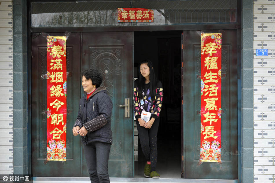 老挝汉语人口_老挝女人图片(3)