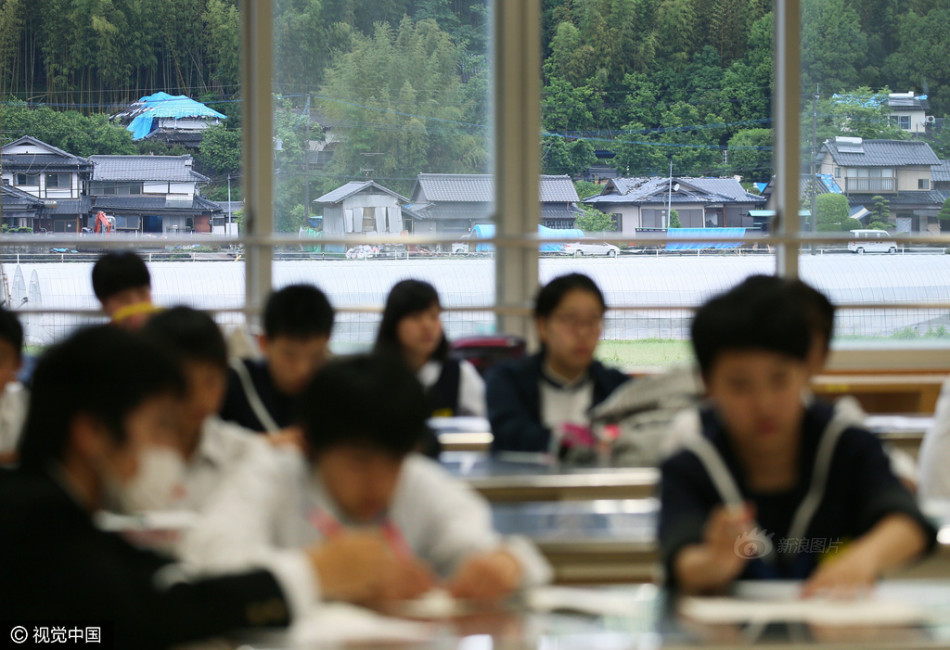 羽毛球锦标赛-乐鱼app(leyu)官方网站-乐鱼官网