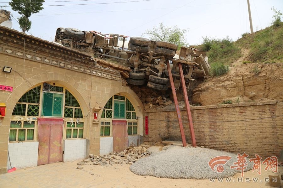 坎普尔-乐鱼app(leyu)官方网站-乐鱼官网