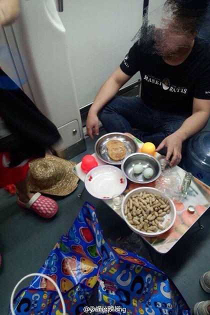 亚洲家庭乱伦台湾小说