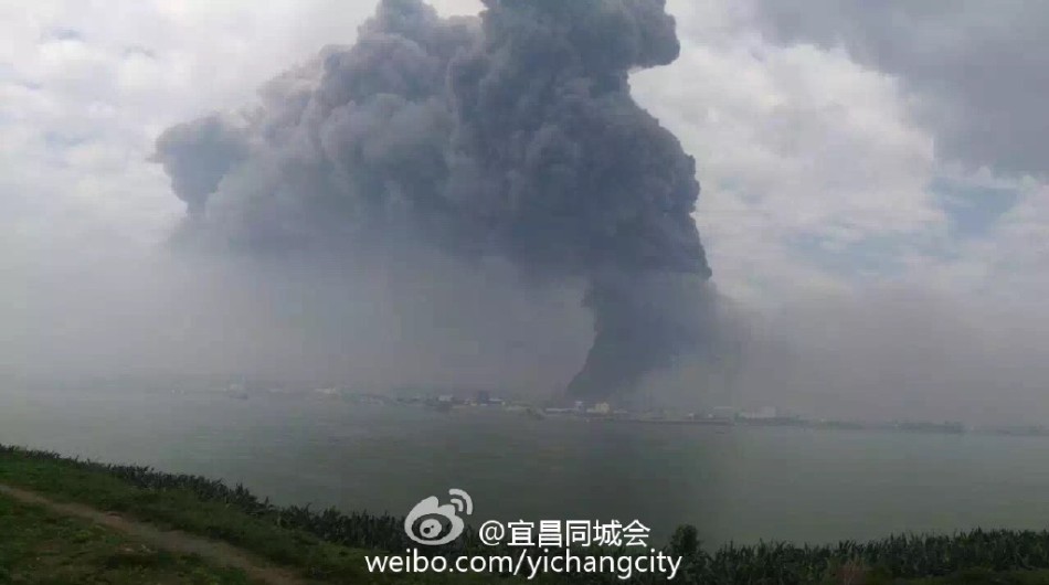 宜昌一年死亡人口_宜昌东站图片(3)