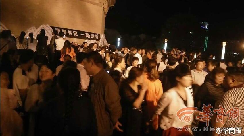 真实的国产乱ⅩXXX实拍
