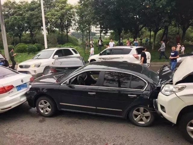 免费日本乱伦片