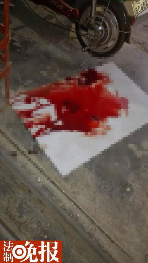 偷拍农村沟厕光腚