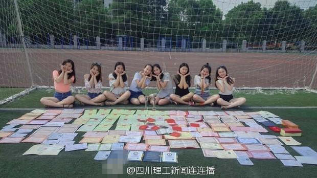 沈清秋哭着喊着让洛冰河退出去