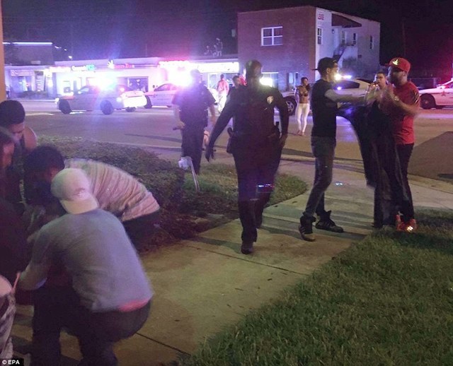 免费看男模自慰出精