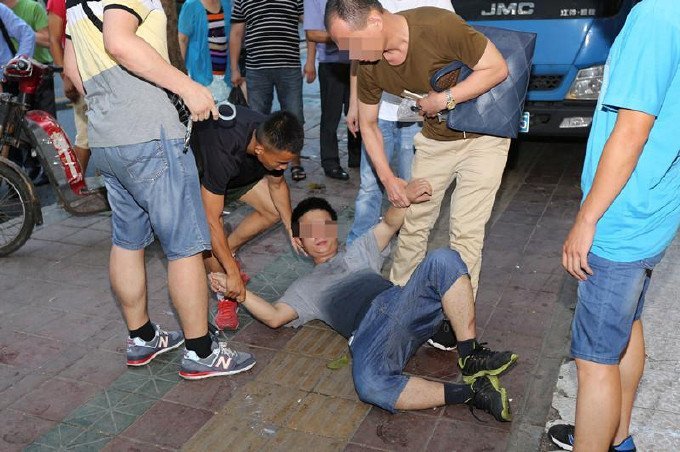 免费的电影激情视频