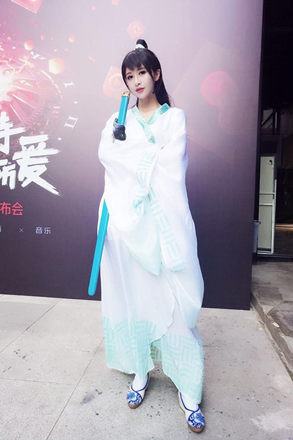 人妻制服中文无码