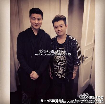 杨幂被 到喷水奶头硬硬的