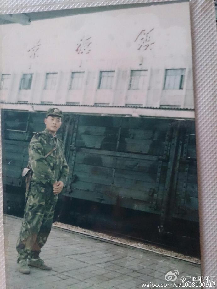 强行扒下亲妺的内裤摸的