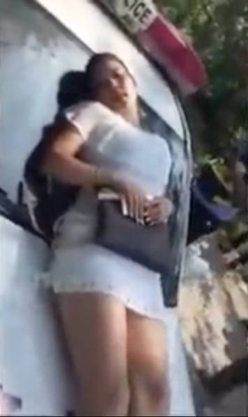 婉莹被十七个男人玩弄