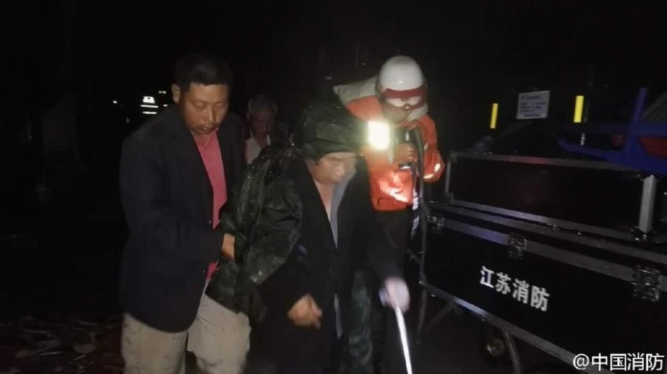 男生互摸jiji秘 无短裤