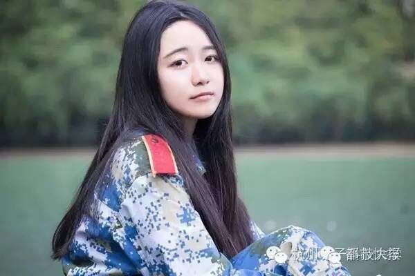 三男玩一女三A片