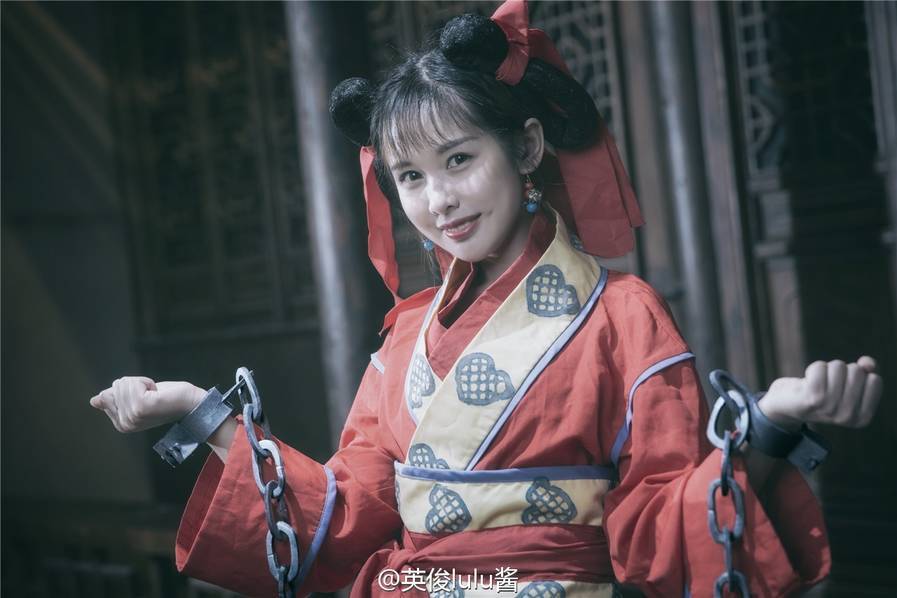 网友cosplay神还原《倚天屠龙记》小昭_高清图集_新浪