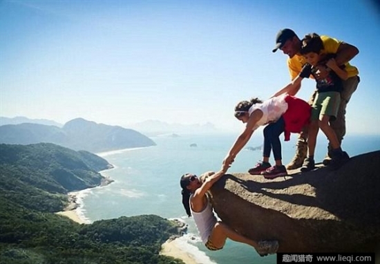 三极片与黄色片