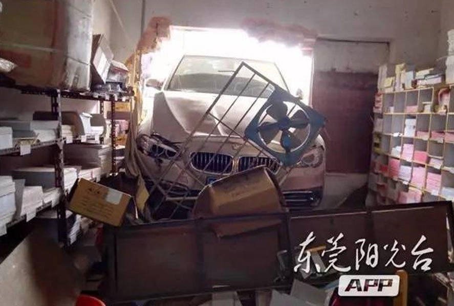 欧美老妇的多毛大肥屄
