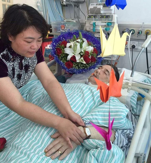 孕妇大肚子夫妻尻逼片