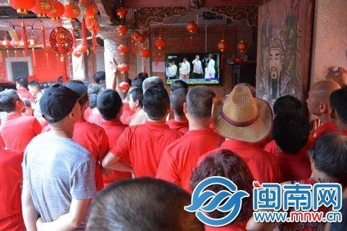 小伙与老熟妇Hd老少配