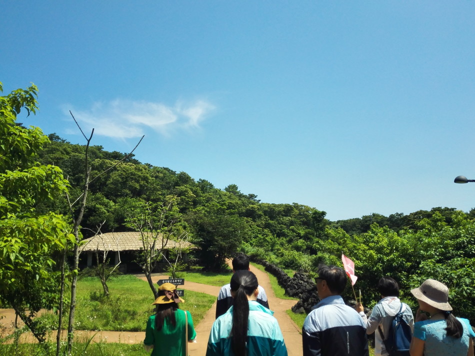 明里紬