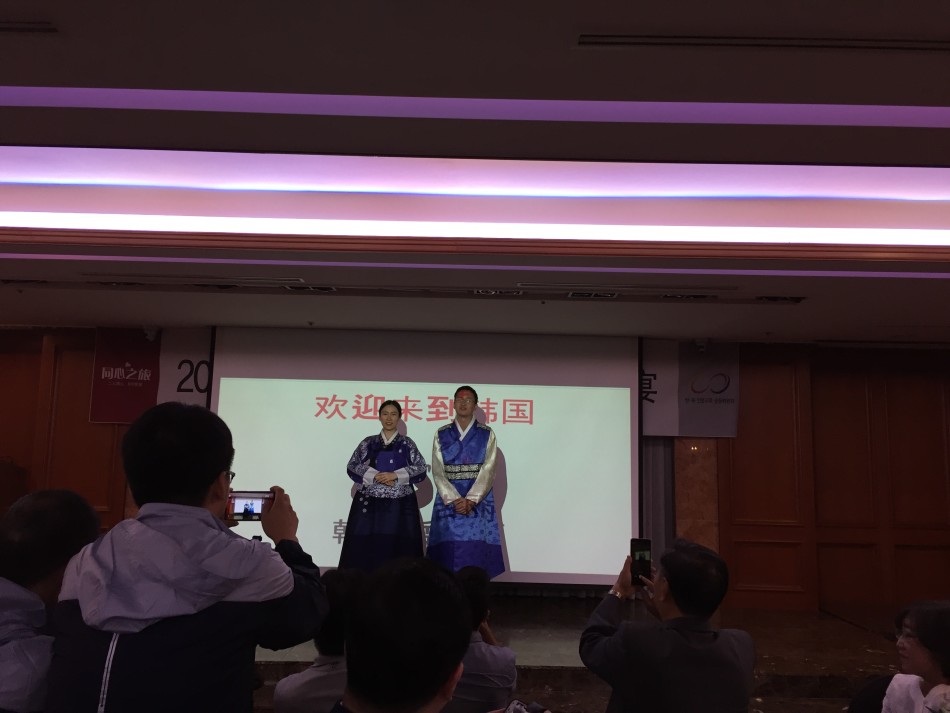 妺妺叫我吃她的奶