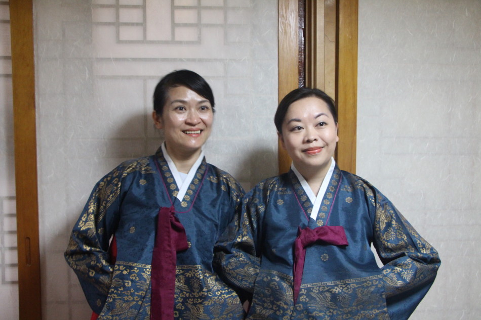 美女露胸软件