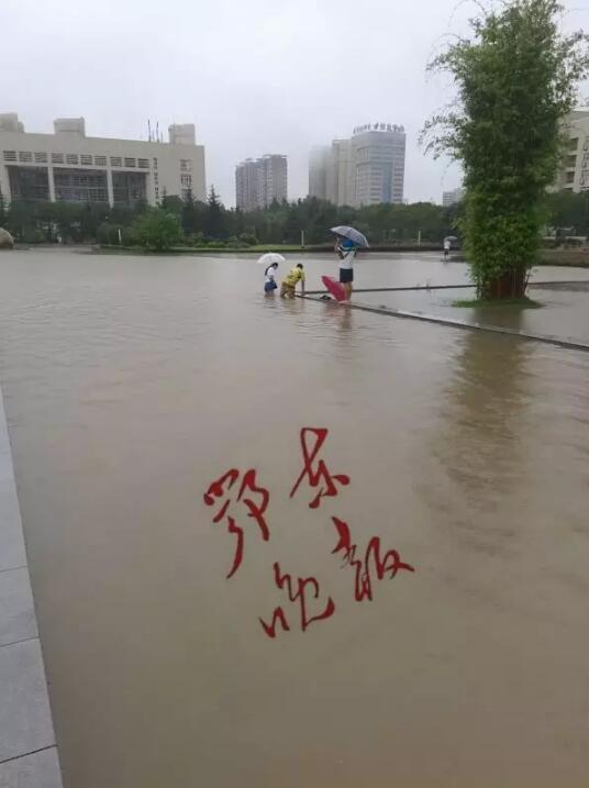 午夜理理伦电影A片朋友夫妇