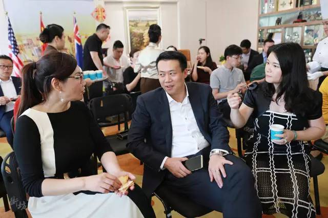 自慰被发现岳帮