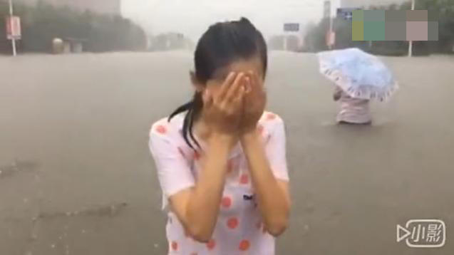 自拍露奶