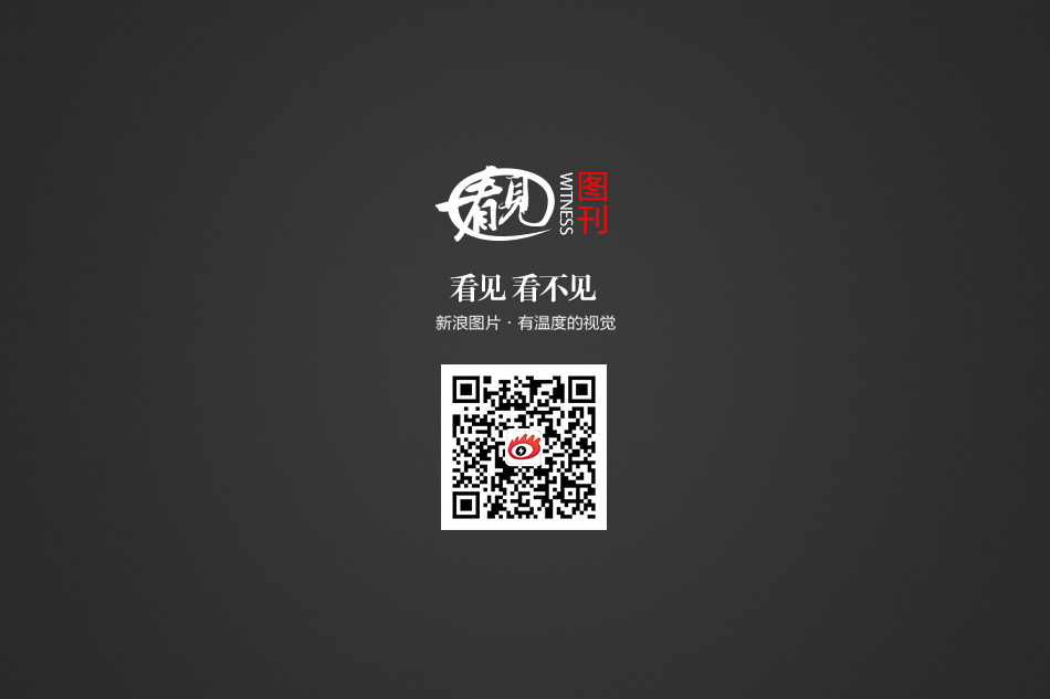 美女露出奶头扒开尿口