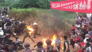 在情趣店上班被爆cao翻了