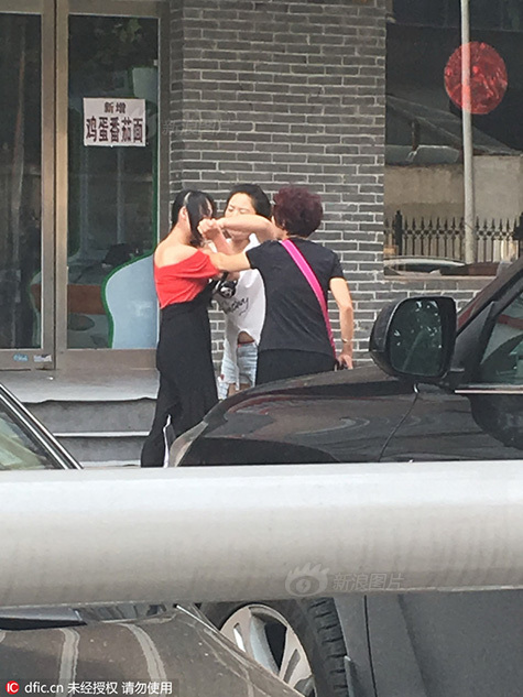 jk美女被扒开   出水超爽