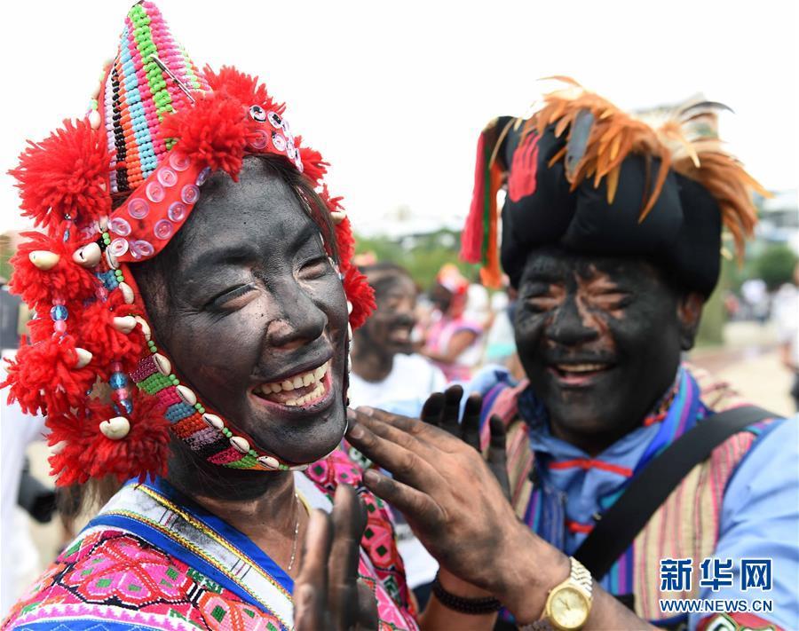 亚洲亚洲人成综合网络