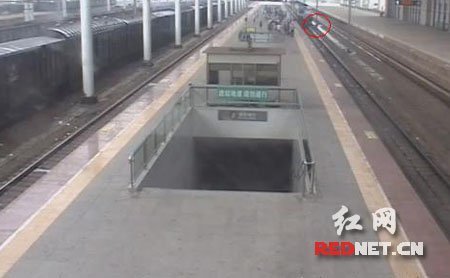 友田真希无码A片贵妇人