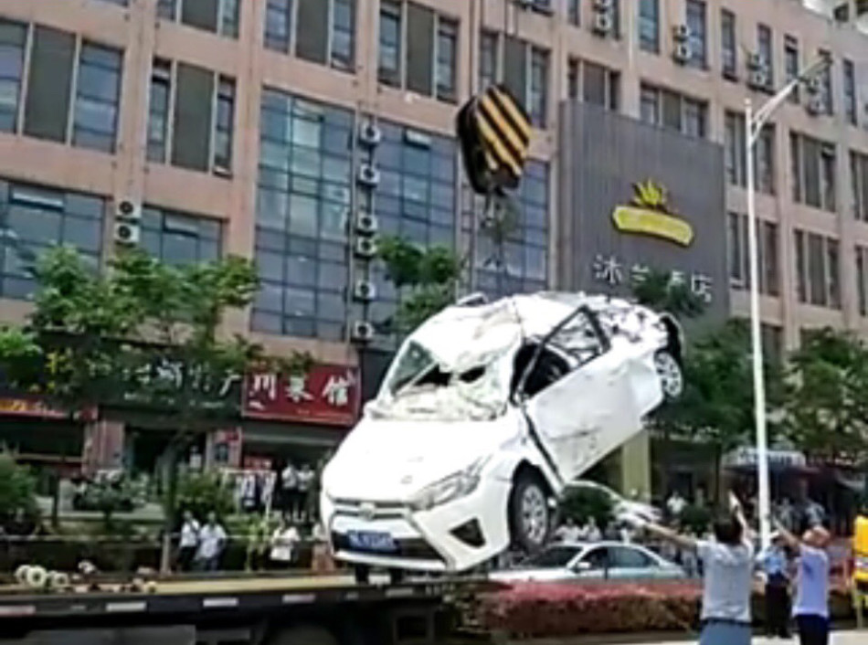 黄色网站下裁