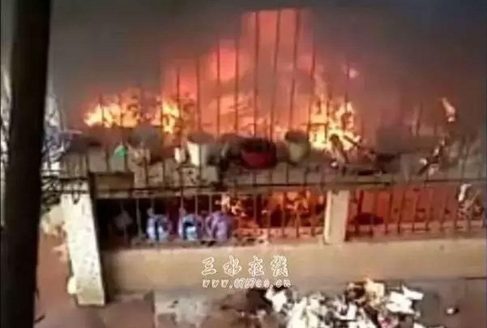 欧美拳交黄色片