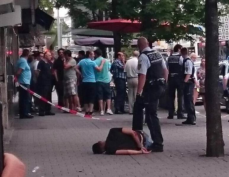 网上 看 色情 片