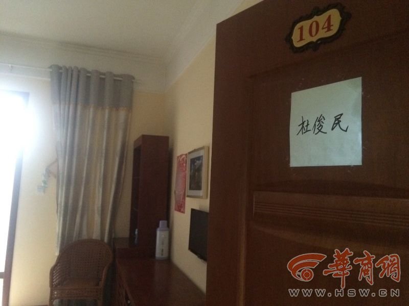成人毛片   -’