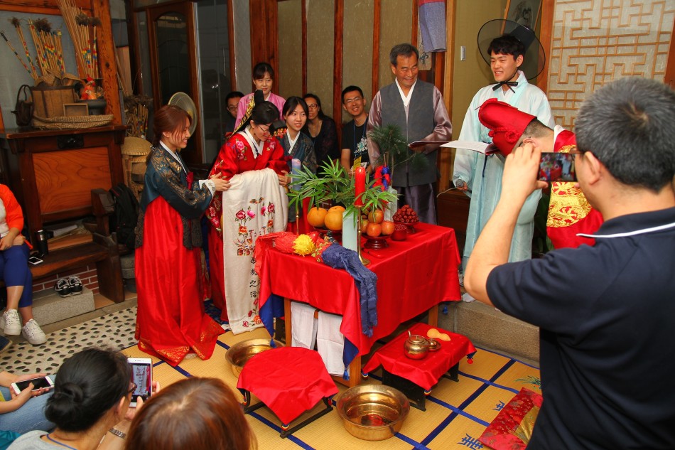 日本中文三级Ja在线观看