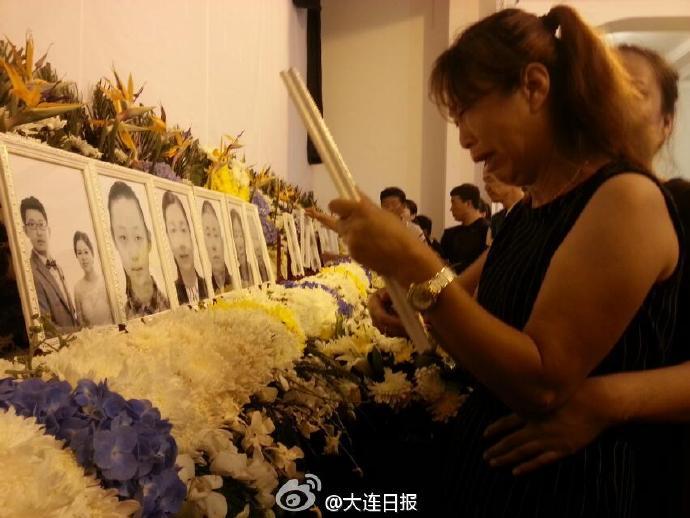 亚洲午夜视频
