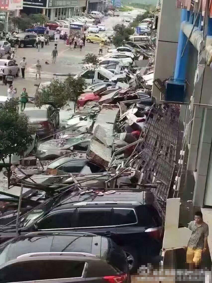 免费av在线