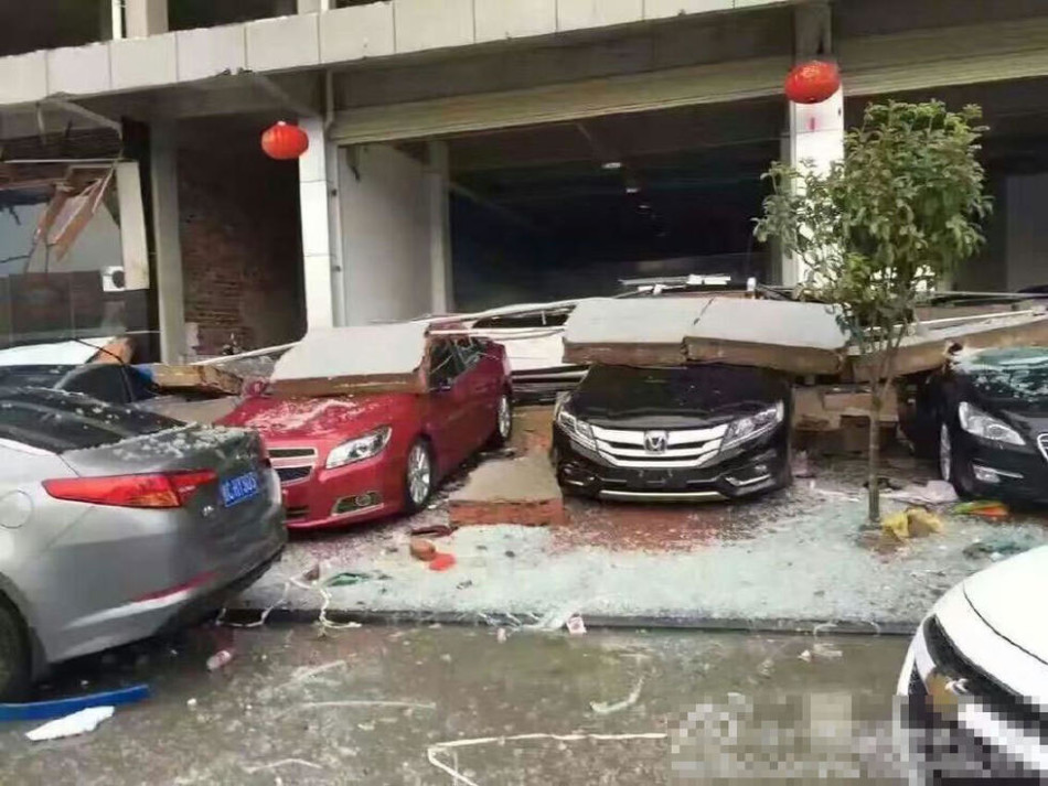 免费黄色网站Av