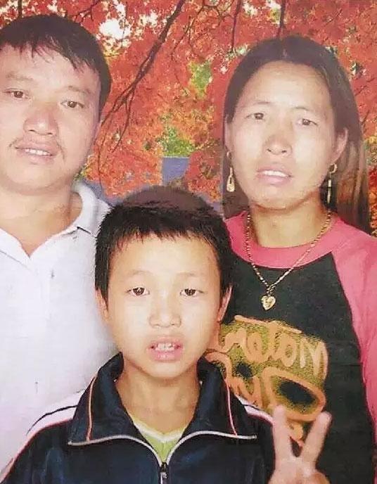 国产拳交视频网