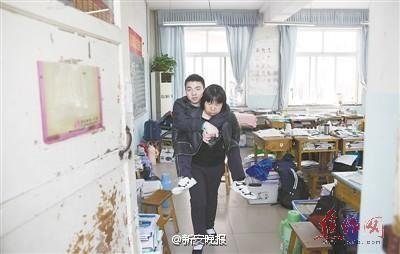 黑巨茎大战欧美白妞