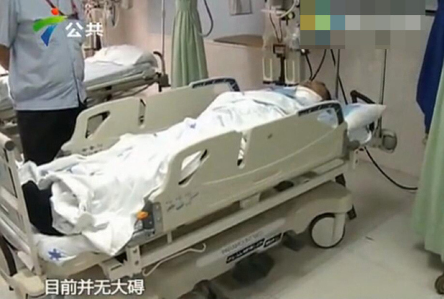 装睡让他滑进我的身体