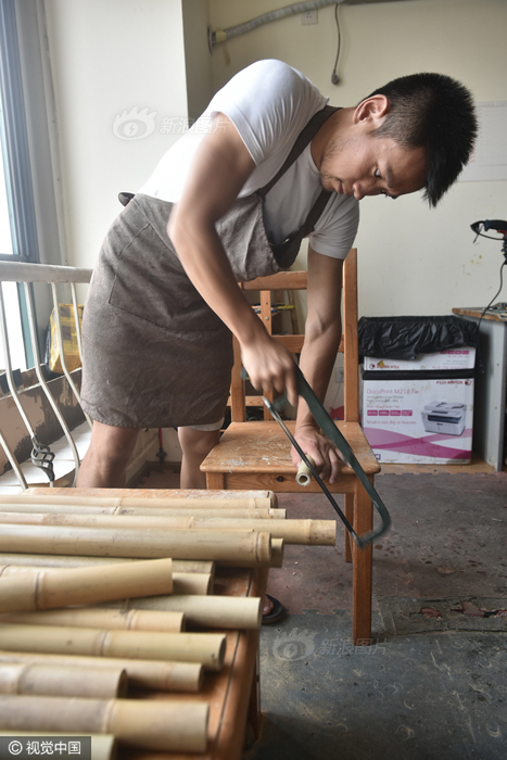 女管家